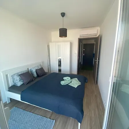 Zold Ido Apartman Διαμέρισμα