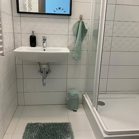 Zold Ido Apartman Διαμέρισμα *